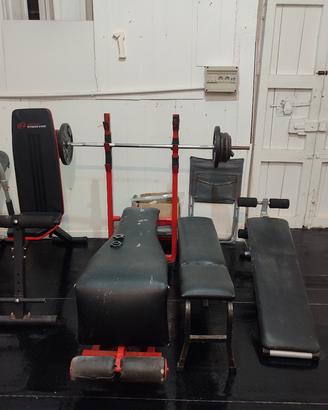 Lotto palestra completa  Home Gym: panca, pesi,ecc