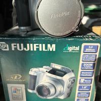 Fotocamera digitale Fujifilm FinePix S3000