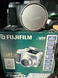 Fotocamera digitale Fujifilm FinePix S3000