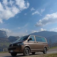 VOLKSWAGEN T5 CARAVELLE 4x4