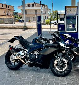 Aprilia RSV4