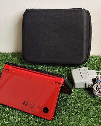 Nintendo DSI XL 25th Anniversary Super Mario Rossa