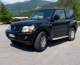 Mitsubishi Pajero 2.5 4x4