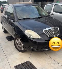 Lancia Ypsilon 1.2 Argento