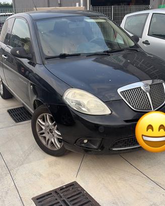 Lancia Ypsilon 1.2 Argento