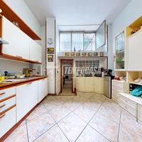 Ampio laboratorio di 150 mq con possibilità cambio