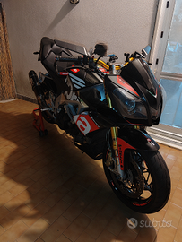 Aprilia tuono v4 2011 aprc 1000 170cv