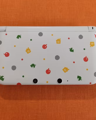Nintendo 3DS XL edizione Animal Crossing