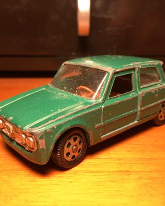 MODELLINI OBSOLETI ROTTAMI PER RICAMBI O RESTAURO