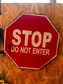 poster STOP stile cartello stradale