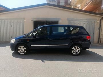 Toyota Avensis Verso 