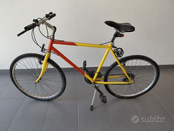 Mountain bike anni 90 per uomo