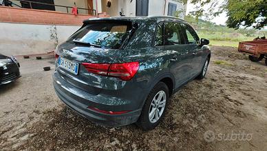 Audi Q3 quattro s tronic