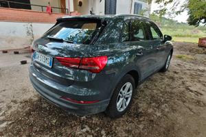 Audi Q3 quattro s tronic
