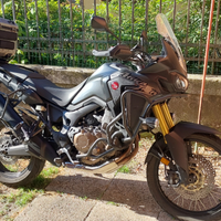 Africa twin 2017 Black Metallic