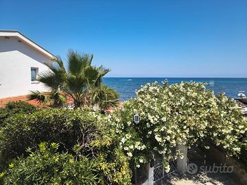 Appartamento in villa a Mare - Carini