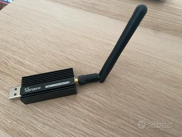 Zigbee 3.0 USB Dongle Plus‑E