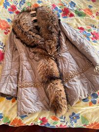 giacone in tessuto con bordatura in lupo murmansky