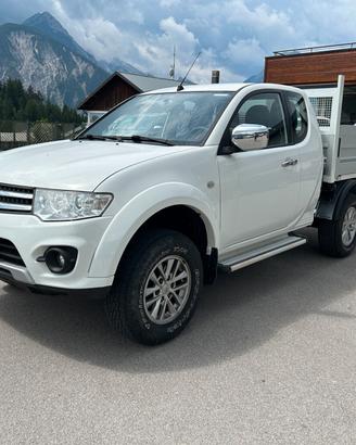 Mitsubishi L200 2.5 DI-D/178CV DC Intense Plus DPF