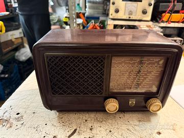 Radio a valvole philips bI 201 u anni 50