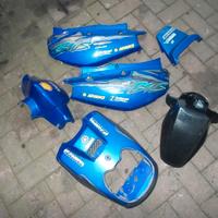 Booster Bws 100 : scudo forcella faro sella cerchi
