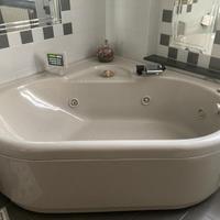 Vasca per idromassaggio anni ‘90