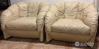 Coppia poltrone in pelle