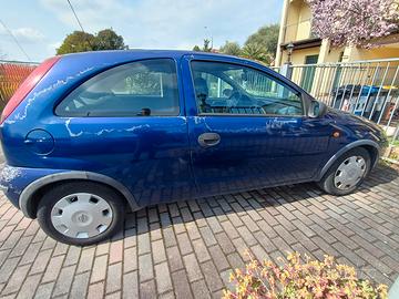 Opel Corsa 1.3 diesel 2005 NEOPATENTATI