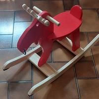 Cavallo a dondolo in legno come nuovo