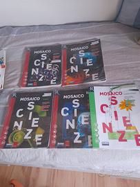 libri di scienze scuola media Mosaico vol A,B,C,D