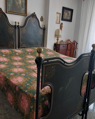 A F F A R E :Letto fine 800 con dipinti