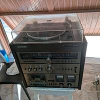 vintage Silver Stereo System 200 HiFi.