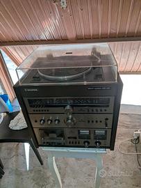 vintage Silver Stereo System 200 HiFi.