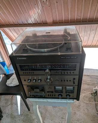vintage Silver Stereo System 200 HiFi.