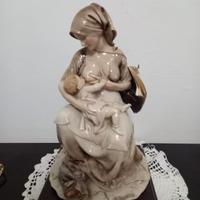 Statua La Maternità di G. Armani