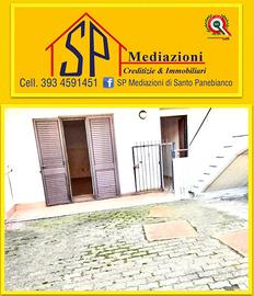 Bivano semi indipendente ampio terrazzo doppio