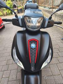 Piaggio Medley S 125