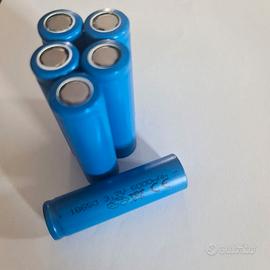 Batteria 18650 Ricaricabile Ioni Di Litio