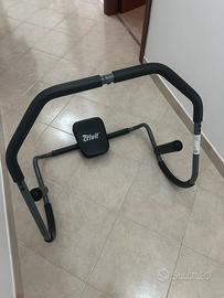 Attrezzo per addominali