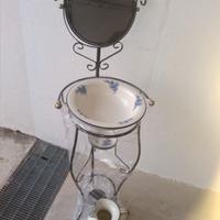 Mobile bagno in chiave retrò