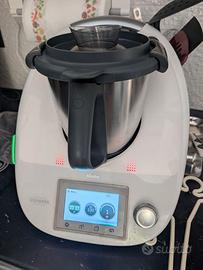 Bimby TM5 completo di tutto, compreso cook key