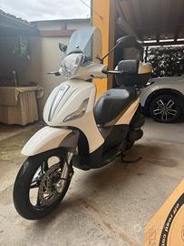 Piaggio Beverly  350 ST