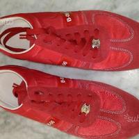 Scarpe BENETTON NUOVE unisex mai usate