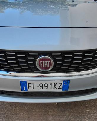 auto Fiat Tipo 1.6 multijet Lounge