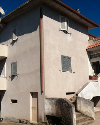 Villa Unifamiliare mq. 350