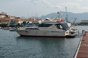 Center Craft Corvette 37 Fly 