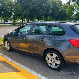 Opel astra sw