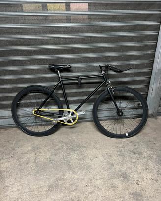 Bici scatto fisso