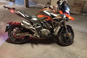 Zontes 310T del 2020, km 10000