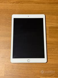 Ipad 5a generazione per pezzi di ricambio